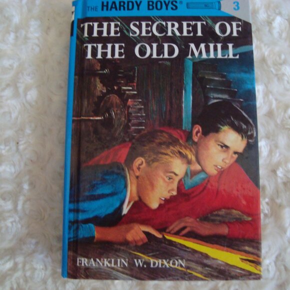 Vintage The Hardy Boys Book #3 The Secret of the Old Mill by Franklin W. Dixon - Picture 1 of 5